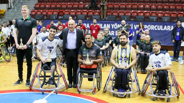 Tekerlekli sandalye basketbolda İzmir farkı