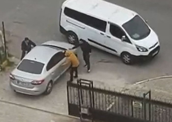 Tuzla'da otomobilin yolunu kesip sürücüyü kaçırdılar