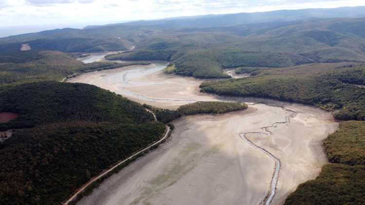 Ülke genelinde yağışlar yüzde 4 azaldı