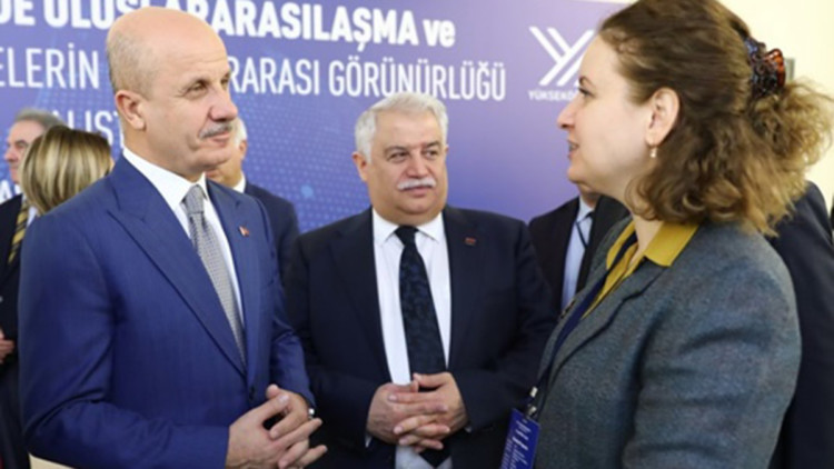 YÖK'ten 34 yaş üstü kadınlara üniversite kontenjanı