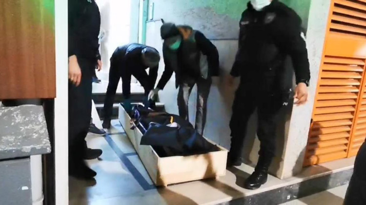 Yabancı uyruklu çift yaşadıkları evde ölü bulundu