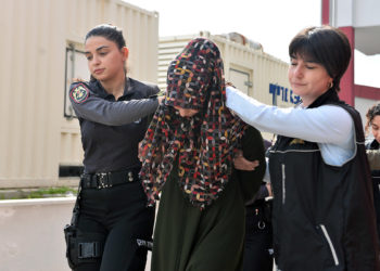 Adana'da Kökünü Kurutma Operasyonu; 77 gözaltı