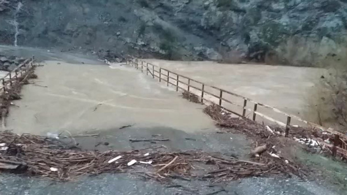 Adıyaman'da yağmur sele dönüştü; 1 ölü, 4 kişi kayıp