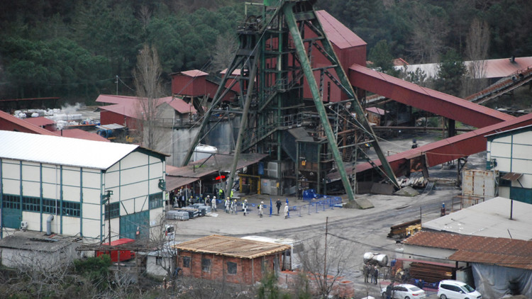 Amasra'da yaşanan maden faciası sonrası kurulan baraj kaldırılıyor