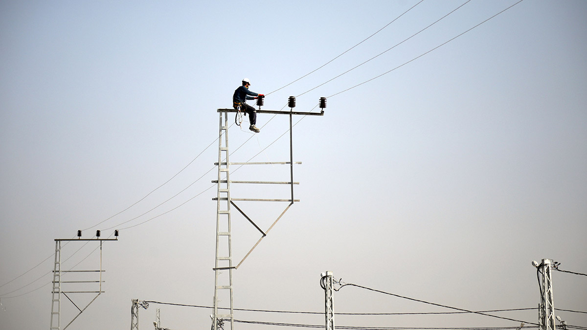 Antakya'da mobese sistemi onarılıyor