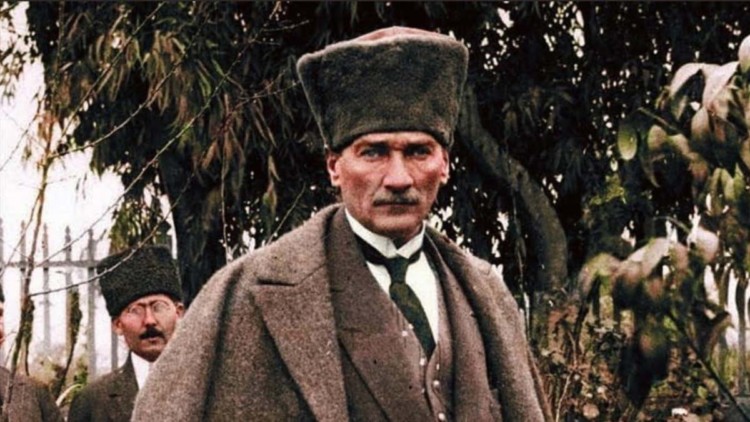 Atatürk'ün Kara Harp Okulu'na girişi kutlandı