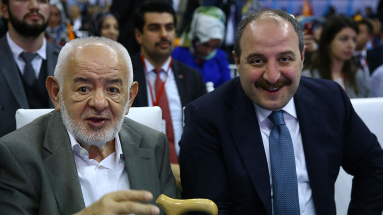 Mustafa Varank'ın babası yaşamını yitirdi