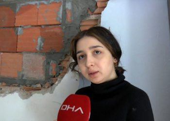 Duvar önüme yıkıldı, çığlık atarak dışarı çıktım