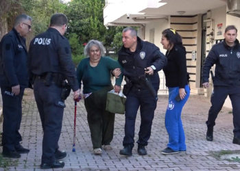 Teyzesi ve 2 kuzenini bıçakla yaralayan şüpheli tutuklandı