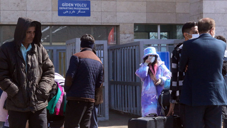 İranlı turistleri deprem tedirgin etti