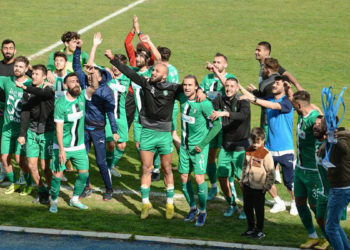 Efeler 09 SFK yerini sağlamlaştırdı