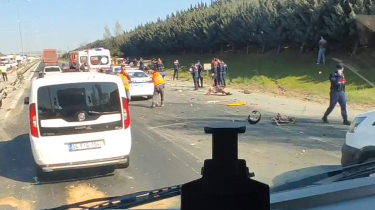 Silivri TEM Otoyolu'nda kaza; 6 kişi öldü