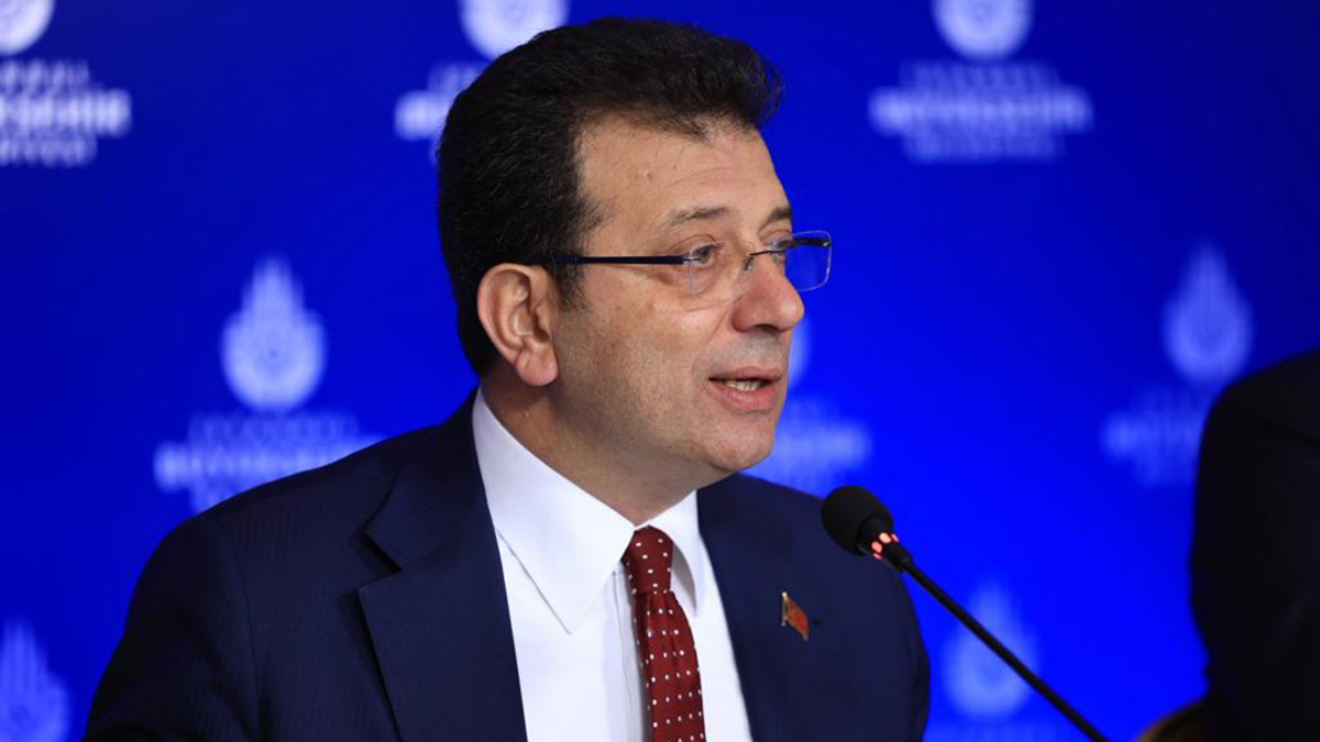 İstanbul Yenileniyor Güçlendirme Projesi Tanıtım Toplantısı'nda konuşan İBB Başkanı Ekrem İmamoğlu, "İstanbul'da yaşayacağımız böylesi depreme hazırlıksız yakalandığımız anda ne yazık ki ekonomik anlamda bir diz çökme süreci yaşayabiliriz. Milletimize bunu yaşatmayacağız. Bu bir milli güvenlik sorunu haline gelebilir. Bir an önce yola çıkmak zorundayız" dedi.