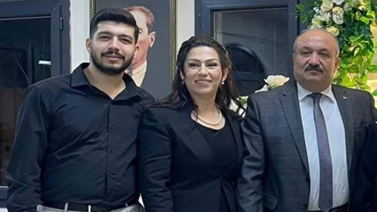 Gazeteci Aşkar'ın eşinin cenazesi kimsesizler mezarlığından çıktı