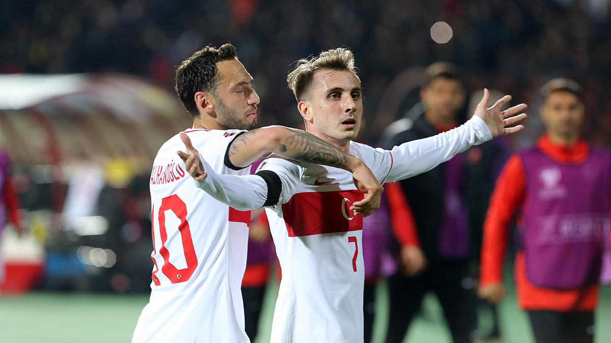 Ermenistan Teknik Direktörü Oleksandr Petrakov, “Maalesef basit hatalarımız vardı ve sahadan ne yazık ki yenilgiyle ayrıldık. Bunları aramızda konuşacağız. Sonraki maçlarda bu hataları yapmak istemiyoruz. Türkiye maçını tam olarak değerlendirmem için biraz uyumam gerek” dedi.