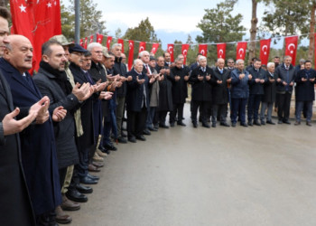 Erzincan depreminde hayatını kaybeden 653 kişi anıldı