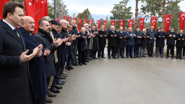 Erzincan depreminde hayatını kaybeden 653 kişi anıldı