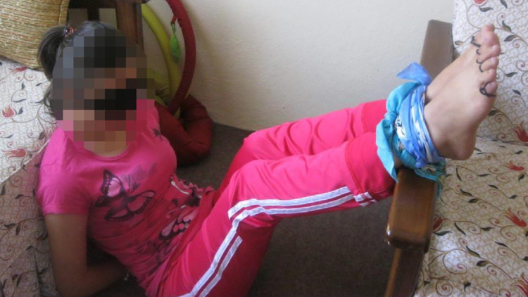 Kadınları falakaya yatıran kargocuya 4 yıla kadar hapis istemi