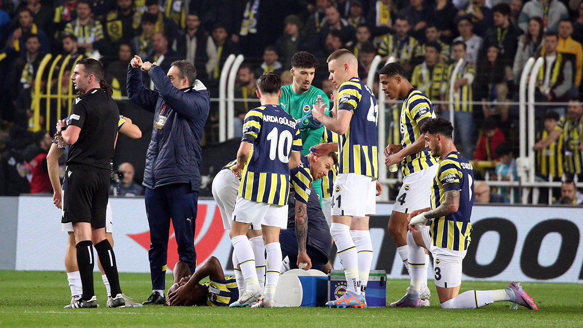 Fenerbahçe, Sivasspor ve Başakşehir'in son 16 turunda elenmeleriyle bu sezon Avrupa kupalarında temsilcimiz kalmadı.