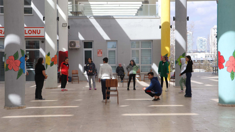 Gaziantep'te KYK'ya bağlı 2 yurt depremzedelere yuva oldu