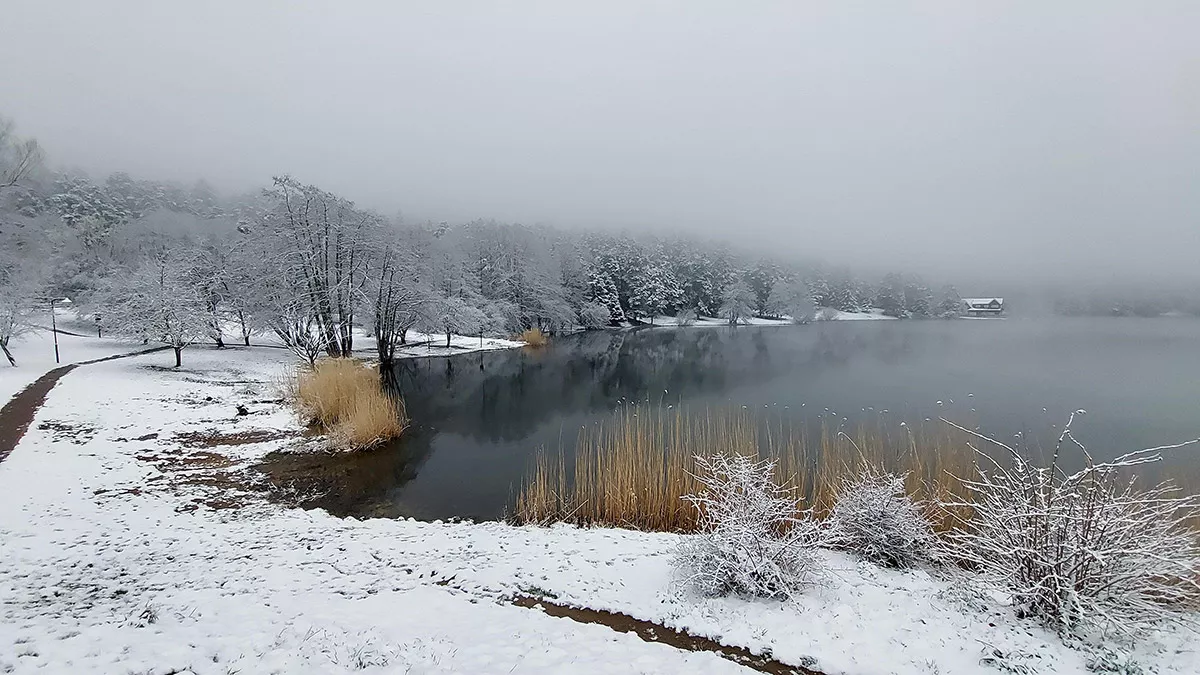 Golcuk tabiat parki karla kaplandi 2262 dhaphoto4 - yaşam - haberton