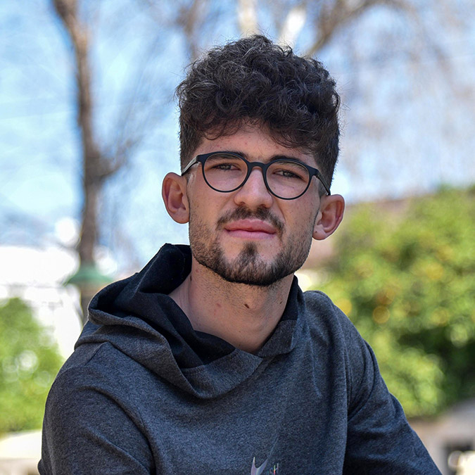 Görme engelli halter sporcusu depreme uykuda yakalandı