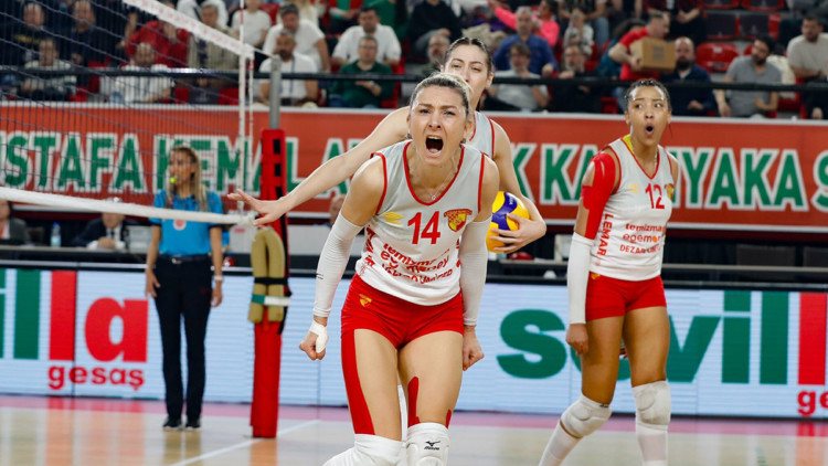 Göztepe 48 puana ulaşıp zirvedeki yerini korudu