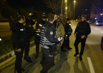 Hastaneden randevu alamayınca pompalı tüfekle ateş etti