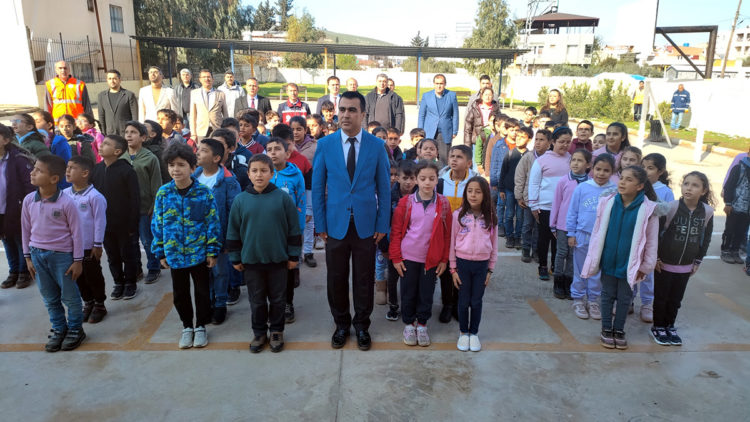 Hatay'da öğrenciler derse başladı