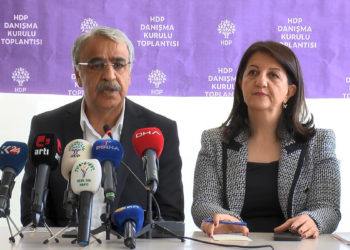 En demokrat aday hangisiyse halkımız onu biliyor