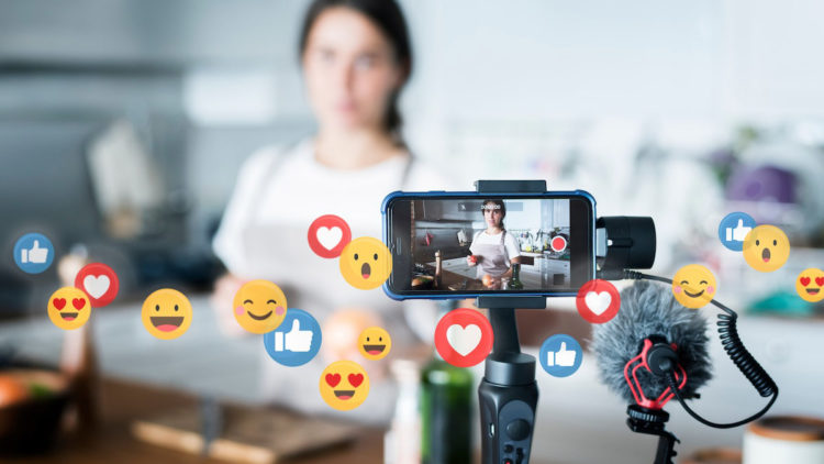 Dijital kanallar influencer pazarlama kavramını öne çıkardı