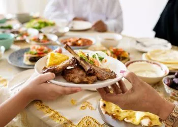 Ramazan ayını sağlıklı ve kilo almadan geçirme tüyoları