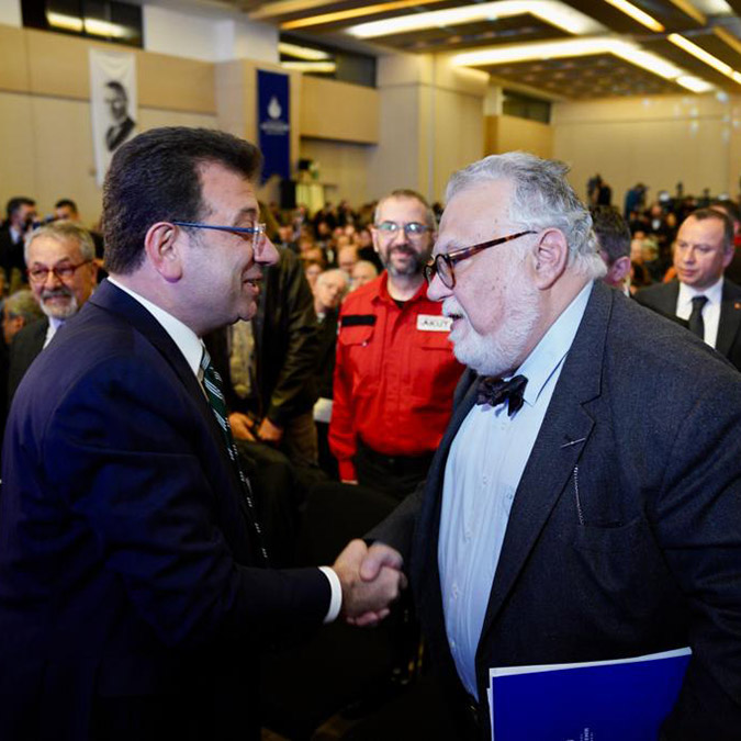 İstanbul Büyükşehir Belediye (İBB) Başkanı Ekrem İmamoğlu, İstanbul Deprem Seferberlik Planı'nı açıkladı.