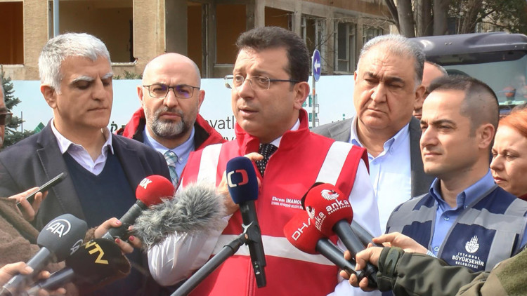 Sıkıntılı binaların yüzde 50'sinden fazlasında kiracılar oturuyor