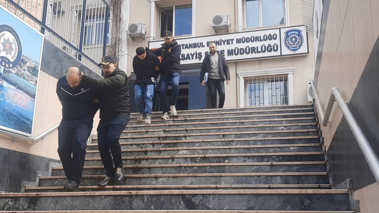 İranlı sahte polisler yakalandı