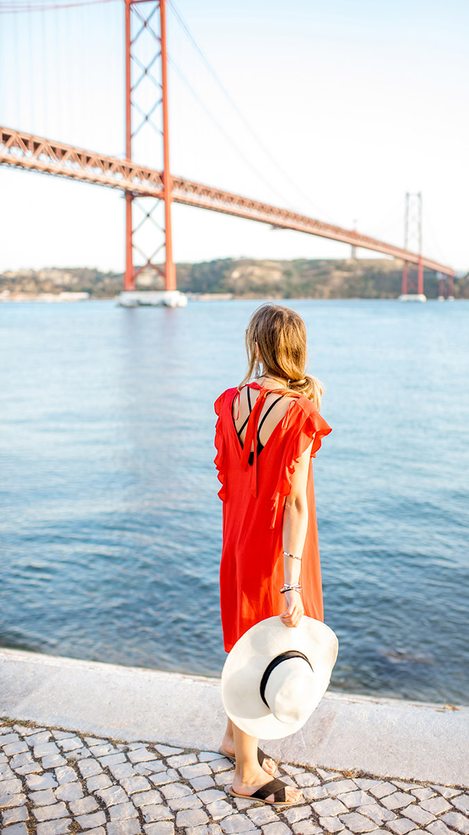 Kelebekler özgürdür