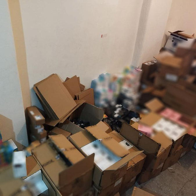 Ülkeye elektronik sigara sokan şüphelilere operasyon