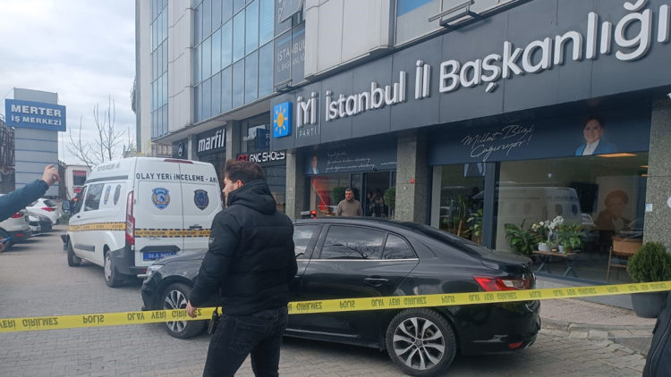 İYİ Parti İl binasına saldırı