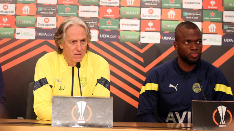 3'üncü kez Avrupa Ligi finali oynamanın hayalini kuruyorum