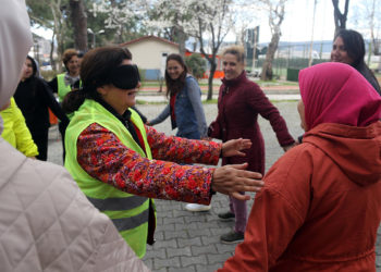 Bisiklet Derneği üyesi kadınlar depremzede kadınlarla kardeş oldu