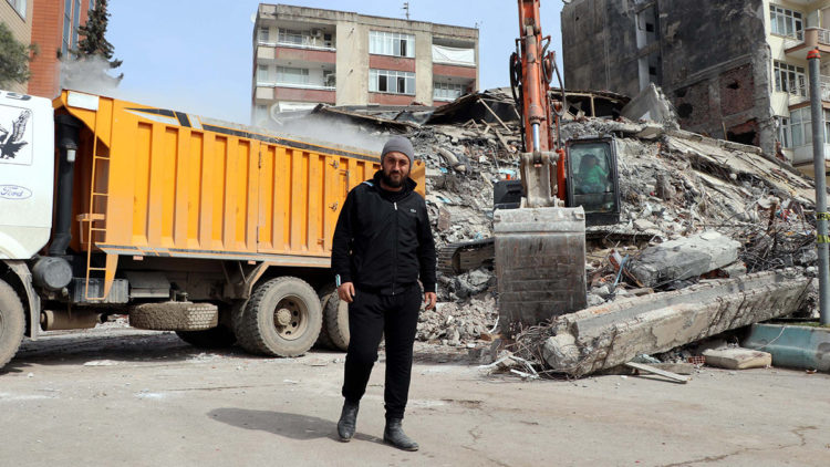 Kahramanmaraşlı depremzede, 30 yakınını kaybetti