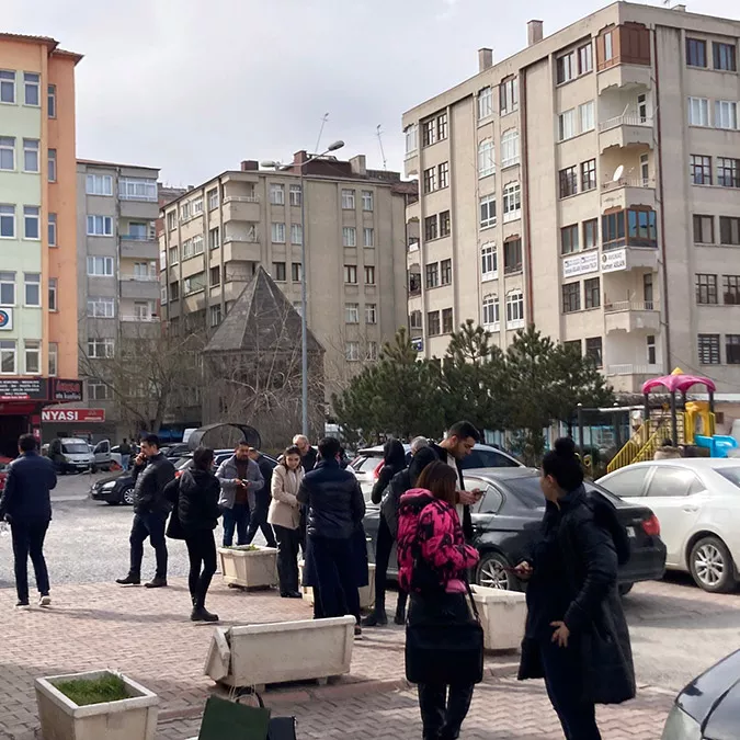 Kayseri i̇ncesu'da peş peşe depremler