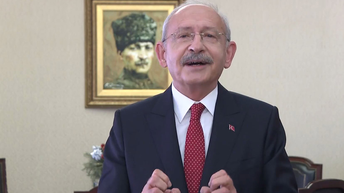 Cumhuriyet Halk Partisi Genel Başkanı Kemal Kılıçdaroğlu'ndan Meral Akşener'e cevap geldi. Kılıçdaroğlu, "Soframızı büyütmeye devam edeceğiz. Sabırla…" dedi.