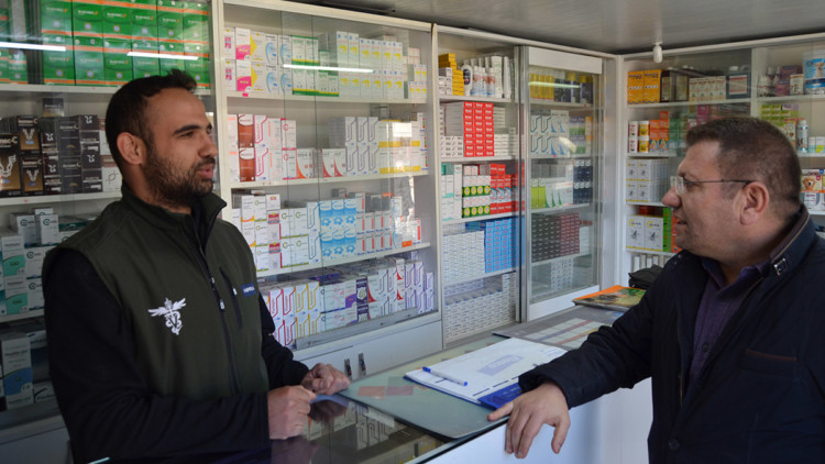 Veteriner hekim konteyner klinikte hizmet vermeye başladı