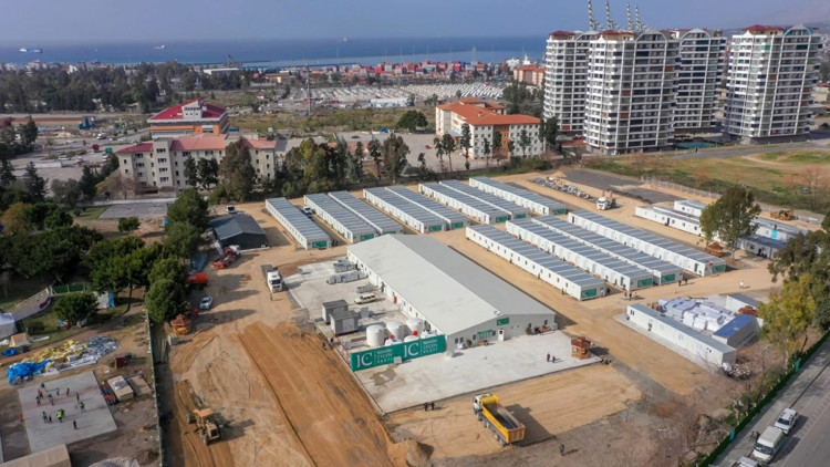 İskenderun'da kurulan konteyner yaşam alanında istihdam imkanı