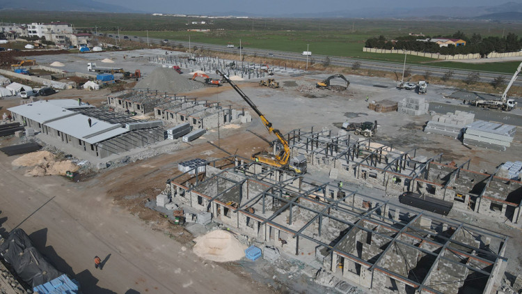 Nurdağı'nda konteyner kent çalışmaları devam ediyor
