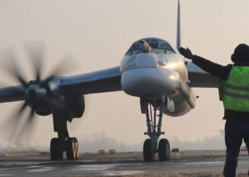 Rus bombardıman uçakları 7 saat uçtu