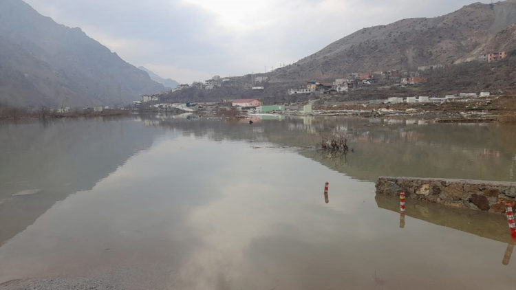 Sahipsiz mezarlar suya gömülecek