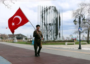 İstanbul'dan çanakkale'ye 'torundan dedeye vefa yürüyüşü'