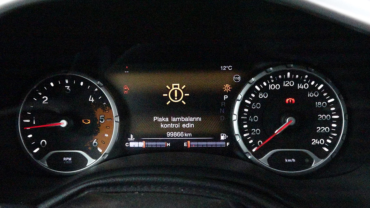 Trabzon'da, satın aldığı sıfır cipte oluşan elektronik arıza nedeniyle satıcı şirkete dava açan Sabri Kızıltan, 4,5 yıl süren hukuk mücadelesini kazandı.